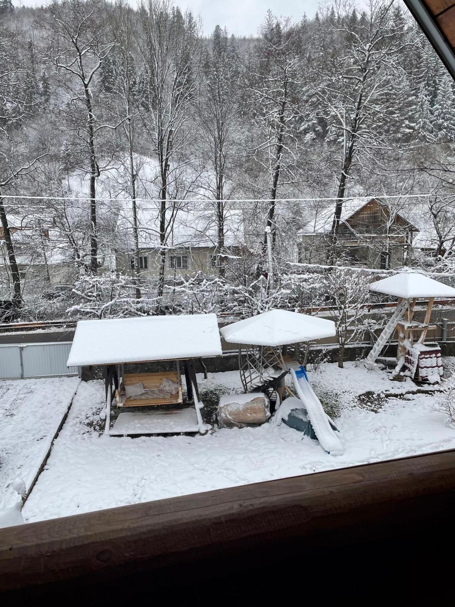 Садиба Between Mountains Mizhhirya  Eksteriør billede
